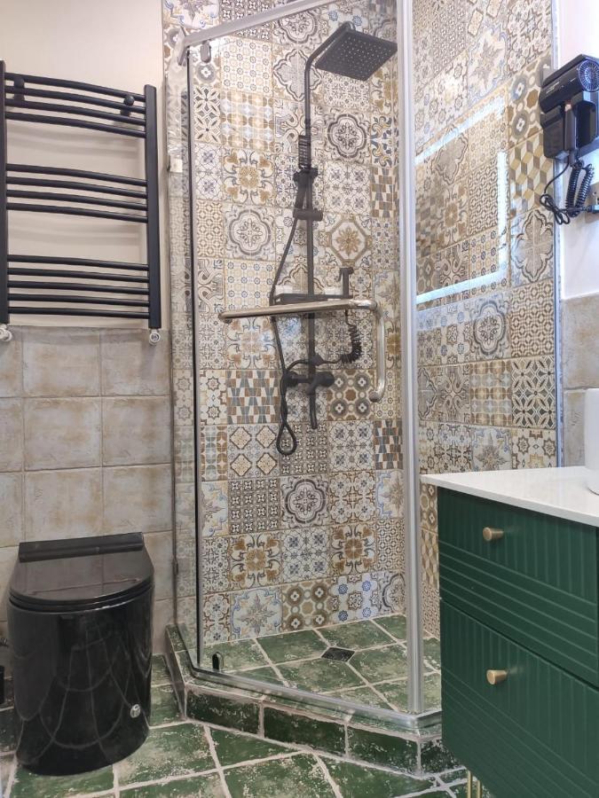 Qin Boutique Hotel Tiflis Dış mekan fotoğraf