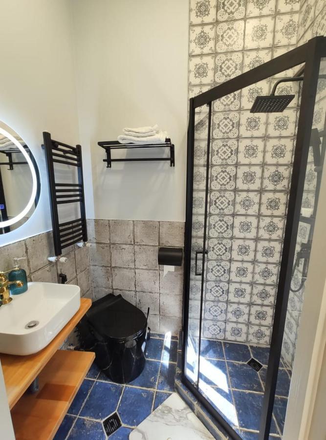 Qin Boutique Hotel Tiflis Dış mekan fotoğraf