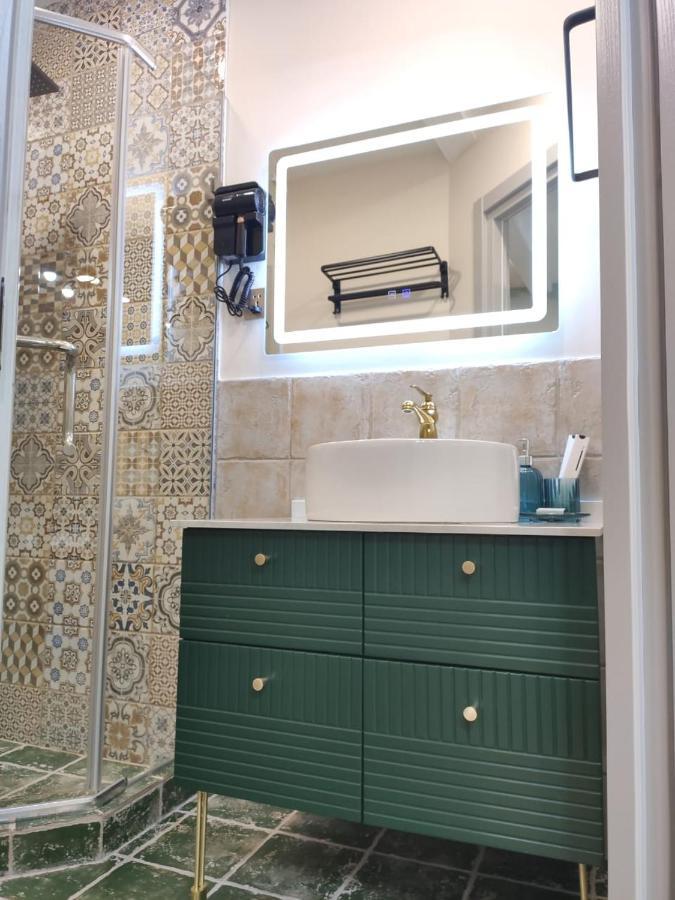 Qin Boutique Hotel Tiflis Dış mekan fotoğraf