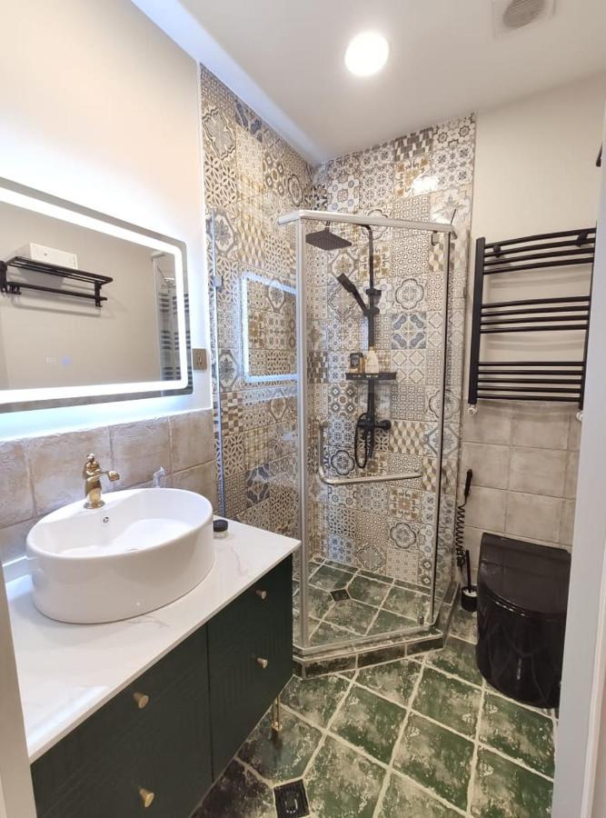 Qin Boutique Hotel Tiflis Dış mekan fotoğraf